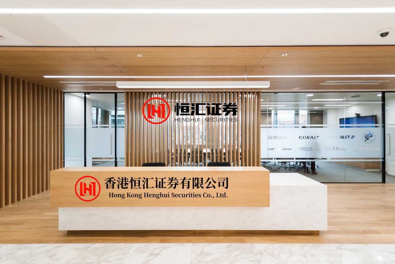 明珠配资 51岁TVB绿叶日开销100元，称机会少靠开火锅店赚钱